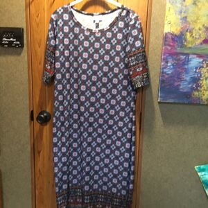 NWOT. LuLaRoe Women’s Dress Size XL Navy, Blues & Red